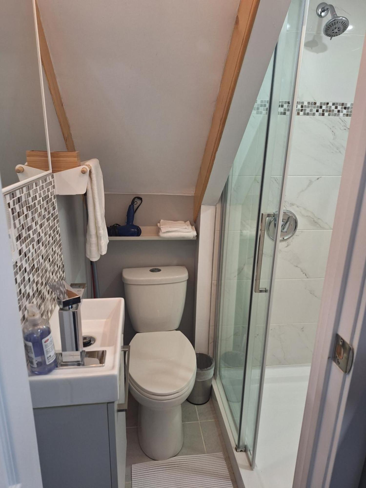 Well Equipped Studio For Non-Smoking Guests Only Citq Зo9467 롱게일 외부 사진